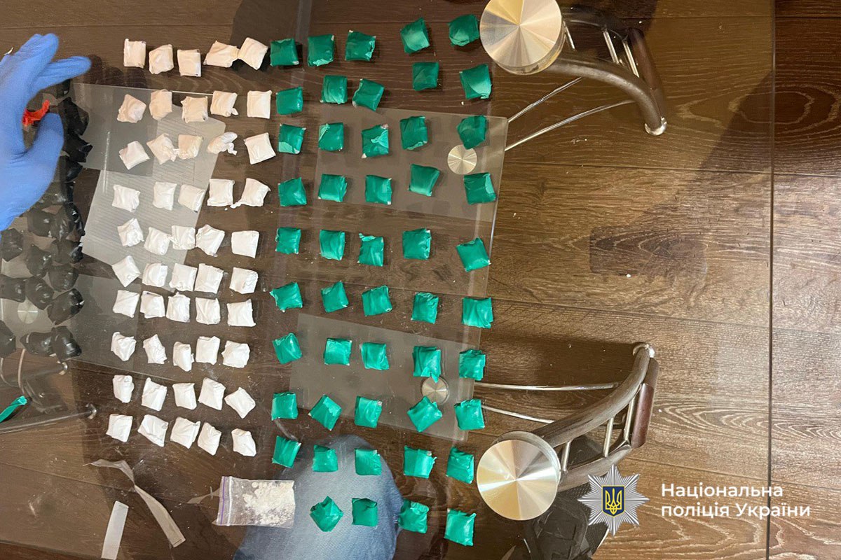 черкаські поліцейські затримали наркодилера