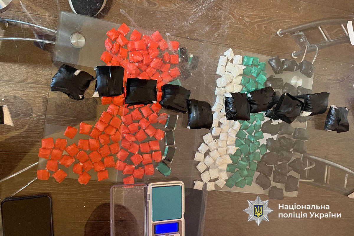 черкаські поліцейські затримали наркодилера