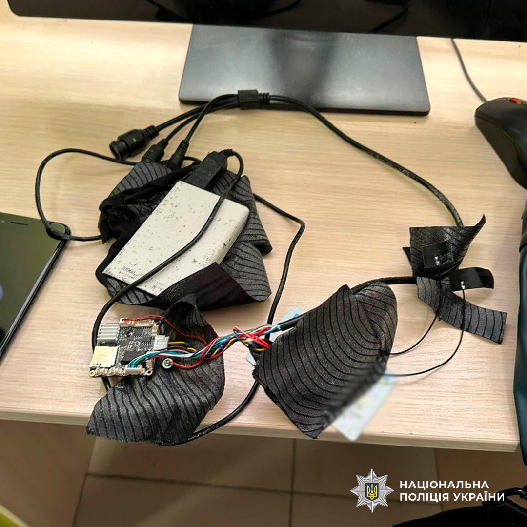 Нацполіція знешкодила шахрайську схему складання водійських іспитів із прихованими камерами