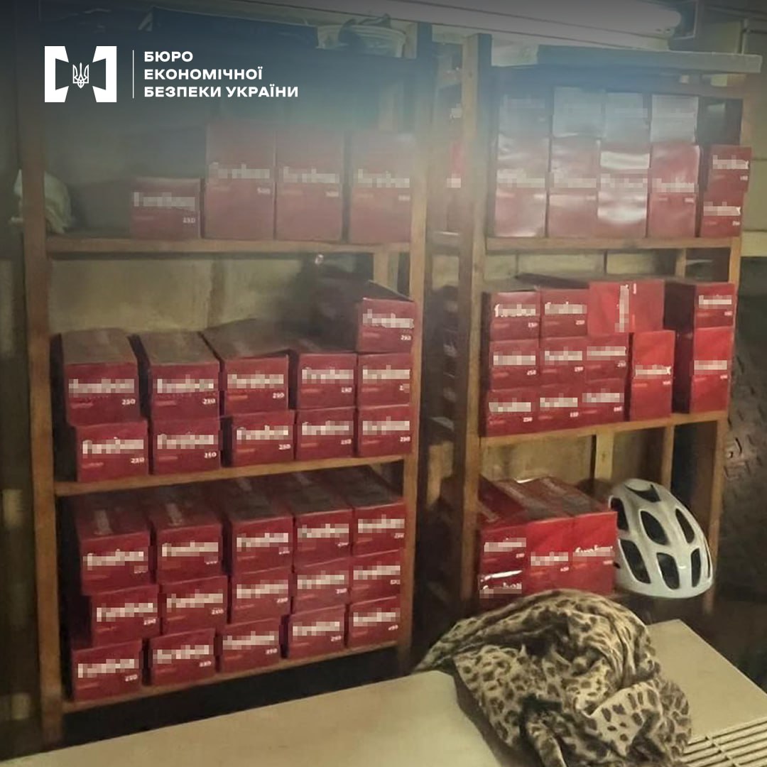 нелегальне виробництво сигарет