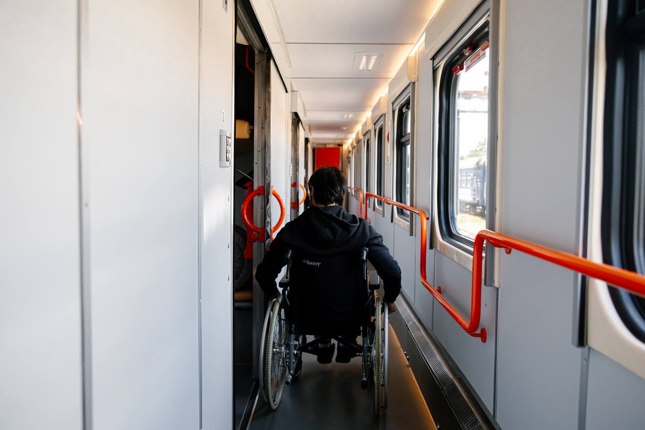 перший безбар’єрний вагон