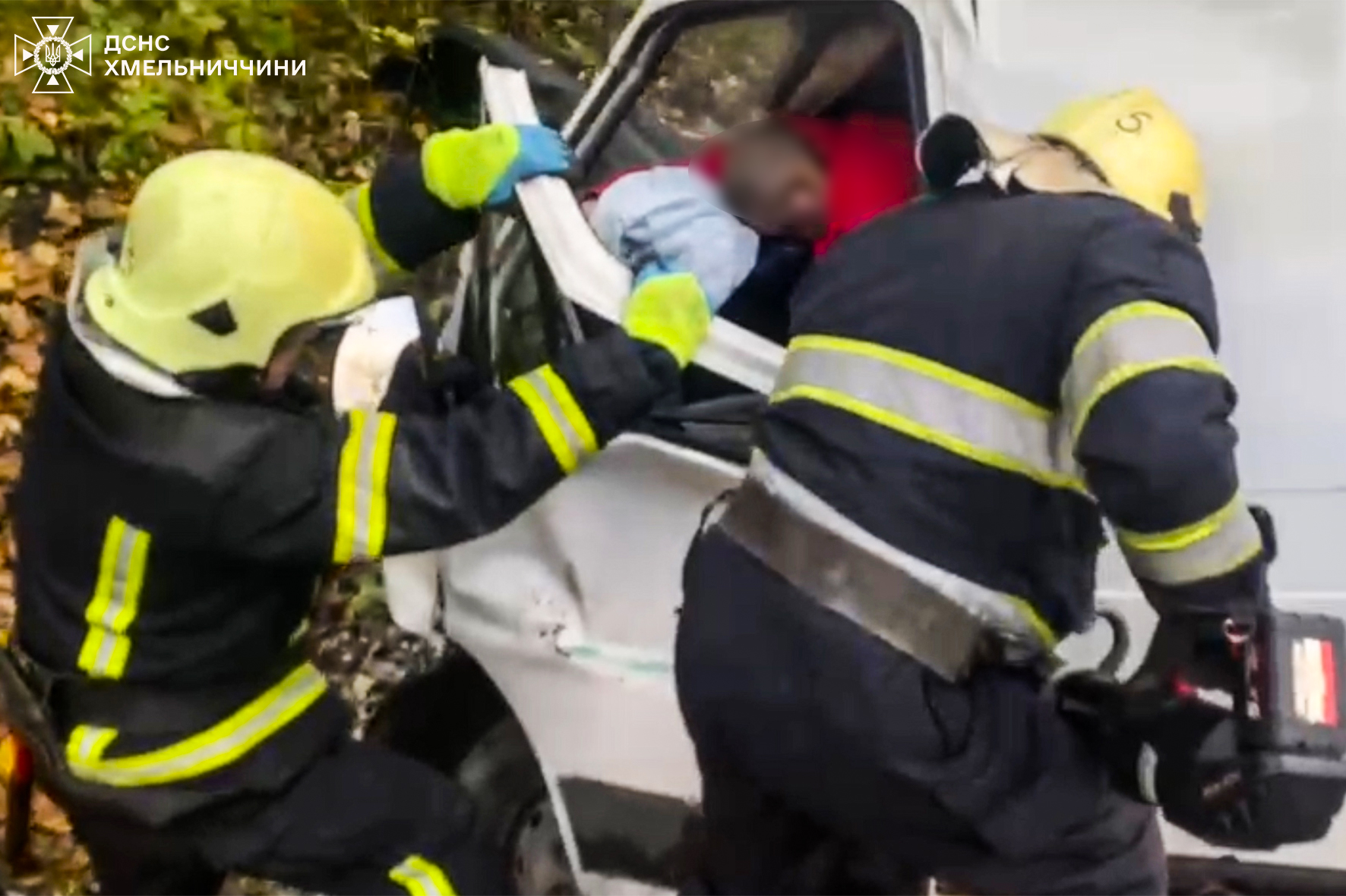 На Хмельниччині мікроавтобус з'їхав у кювет 26 жовтня