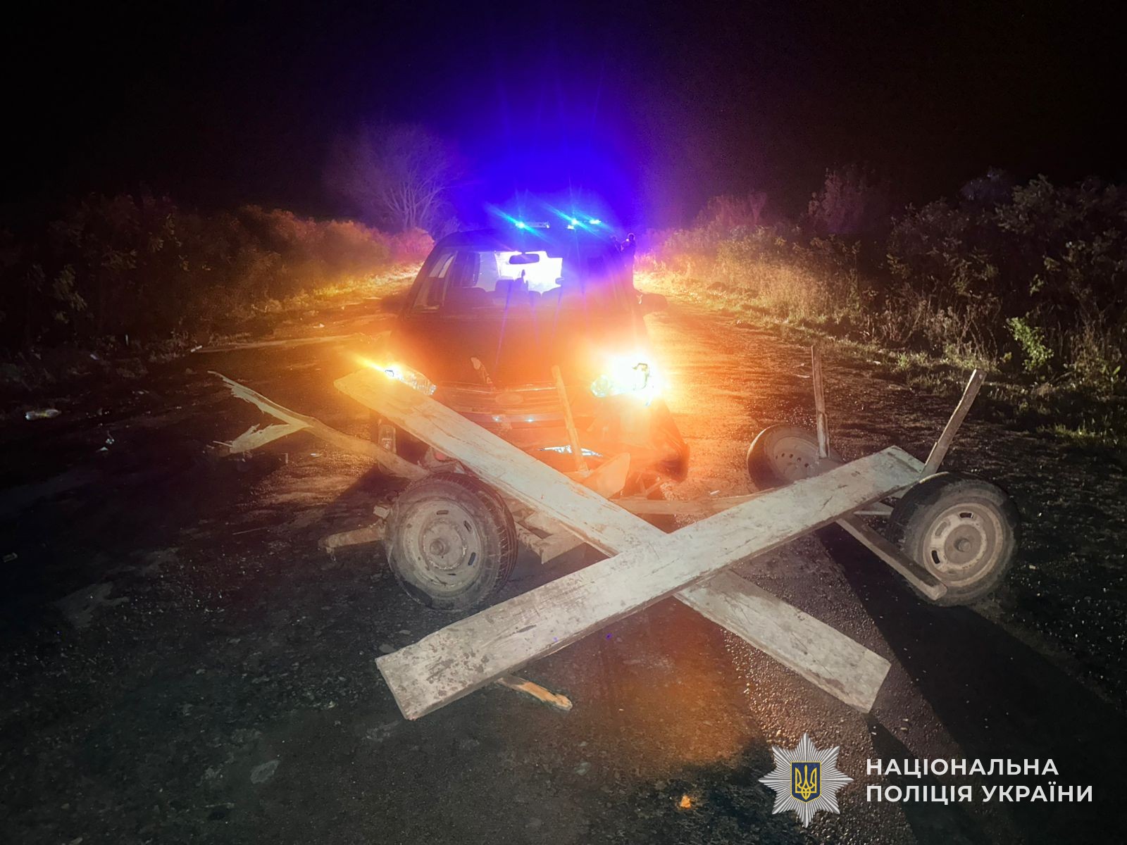 Во Львовской области столкнулись микроавтобус и подвода: есть пострадавшие