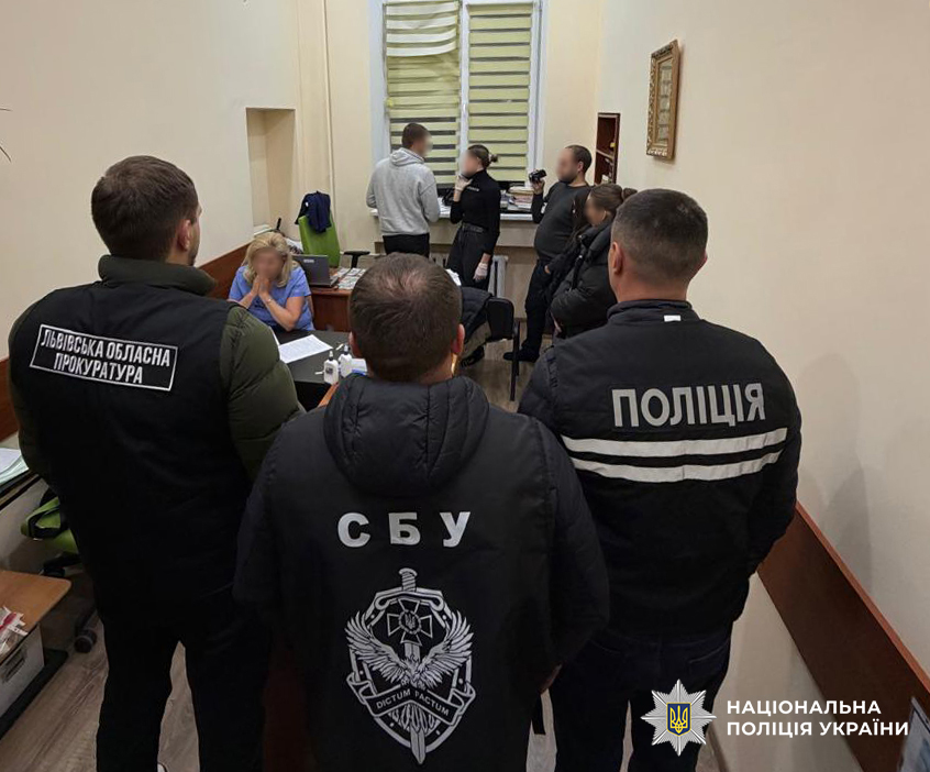 Во Львове врач требовала $2000 за продолжение фиктивной инвалидности