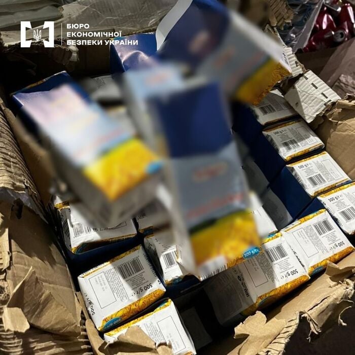 На Київщині викрили підпільне виробництво фальсифікованих продуктів