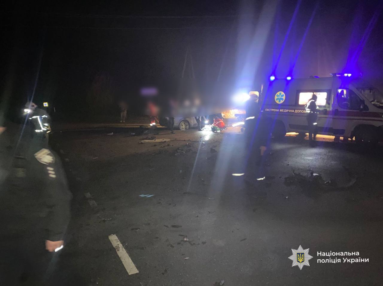 На Вінниччині в ДТП потрапили вантажівка та два легковики: пʼятеро травмованих