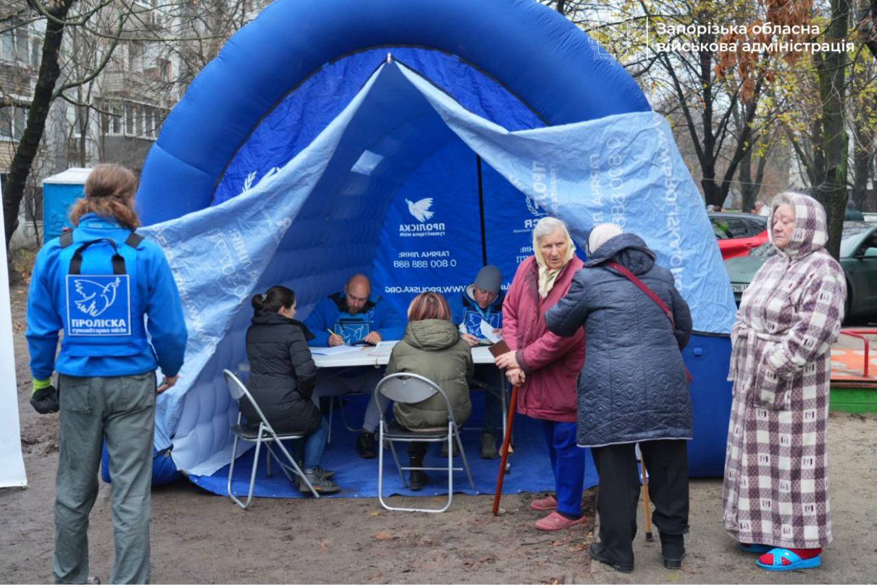 Ликвидация последствий ночного удара ФАБом по Запорожью