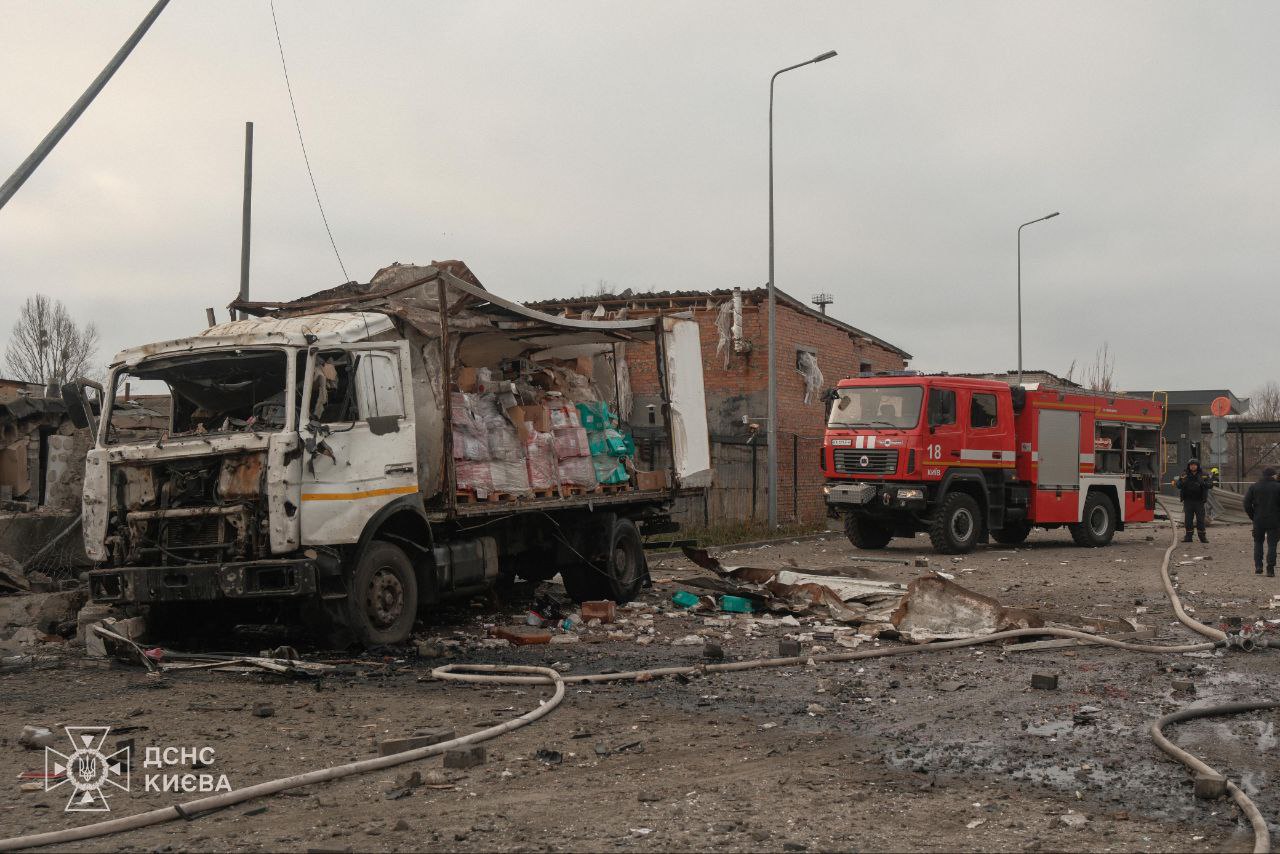 Массированная атака на Киев: известно по 6 погибшим и 13 пострадавшим