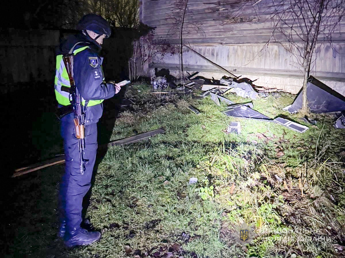 На Сумщині внаслідок обстрілів пошкоджені будинки, є загиблий та поранений