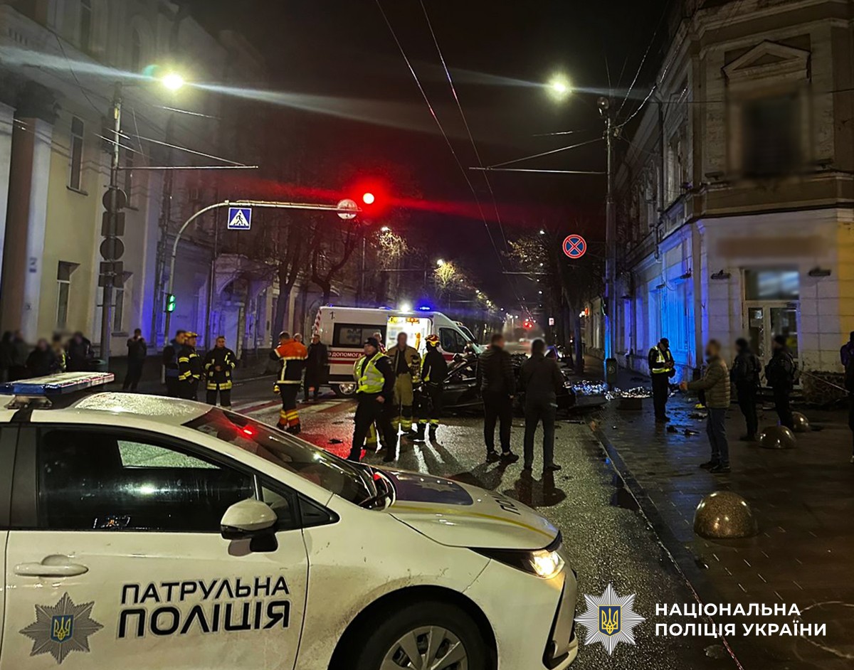 ДТП в центре Житомира: погиб иностранец и 17-летняя пассажирка