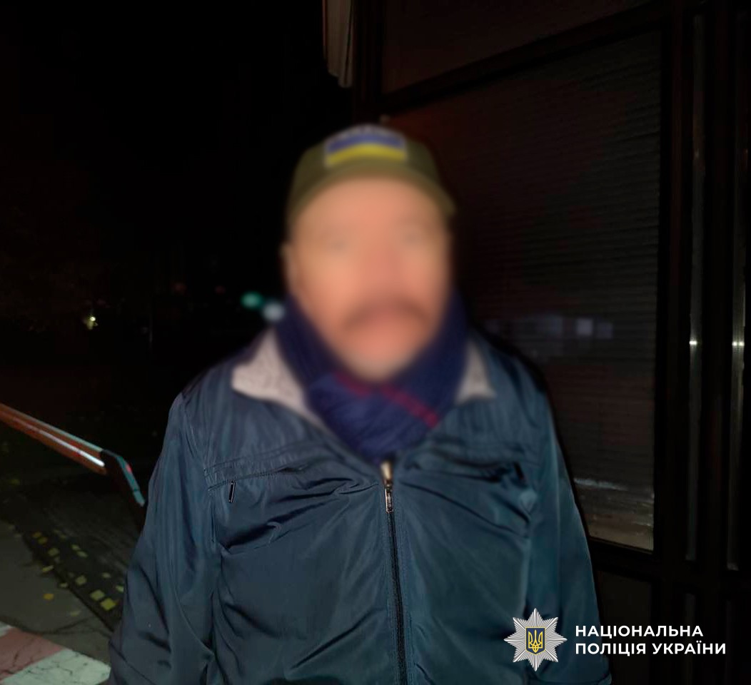 У Києві на Печерську затримали таксиста-наркозбувача