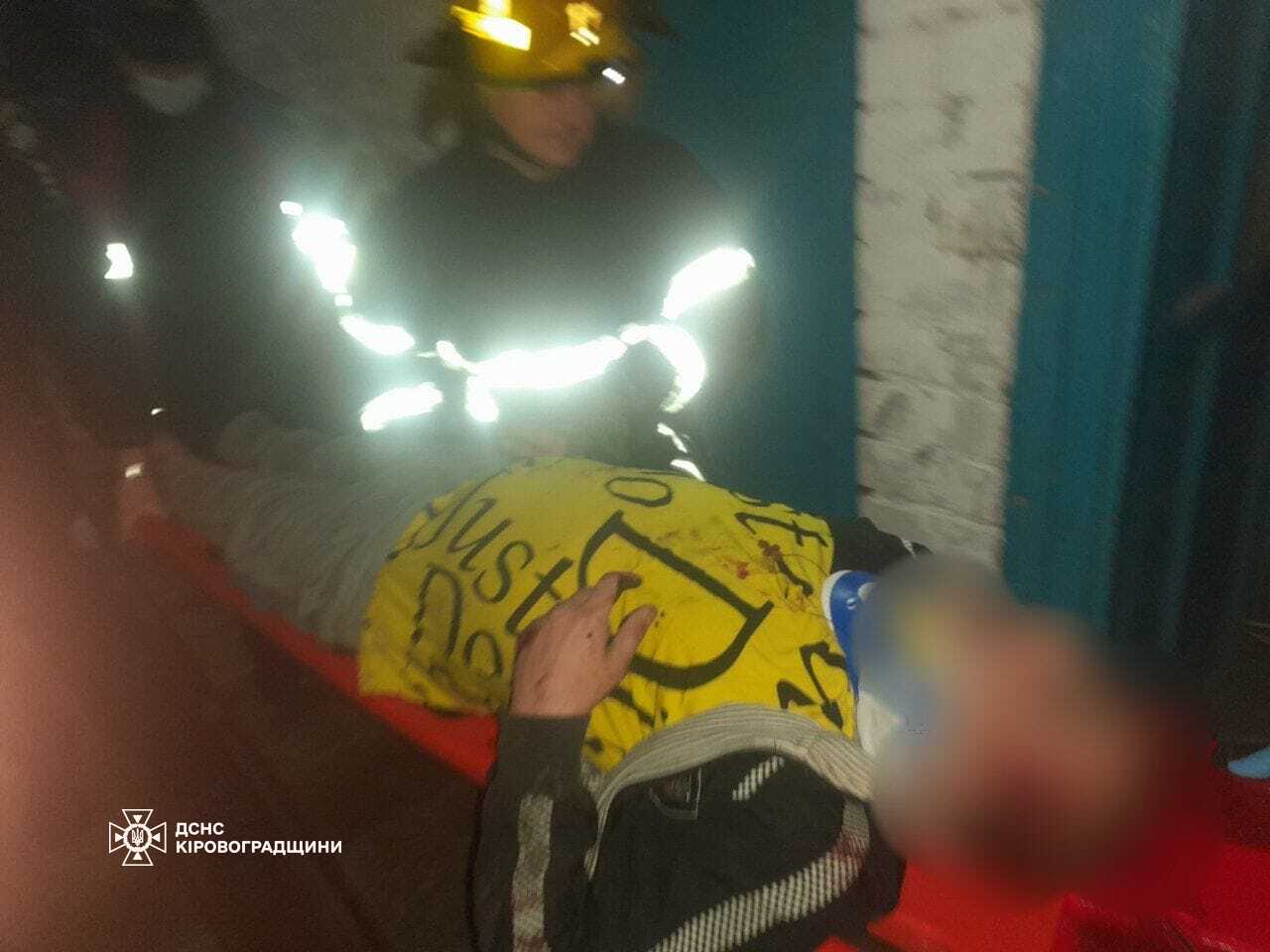 В Кировоградской области мужчина упал в шахту лифта