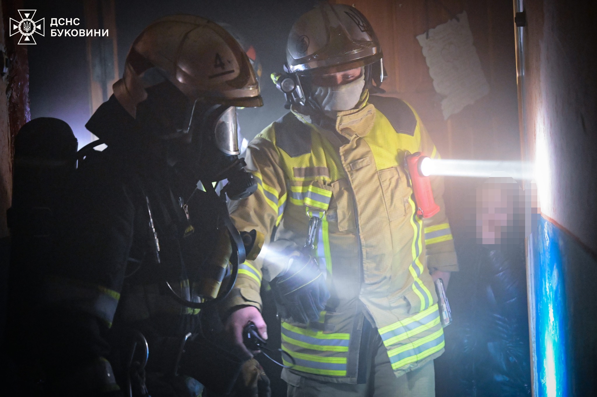 У Чернівцях сталася пожежа у багатоповерхівці