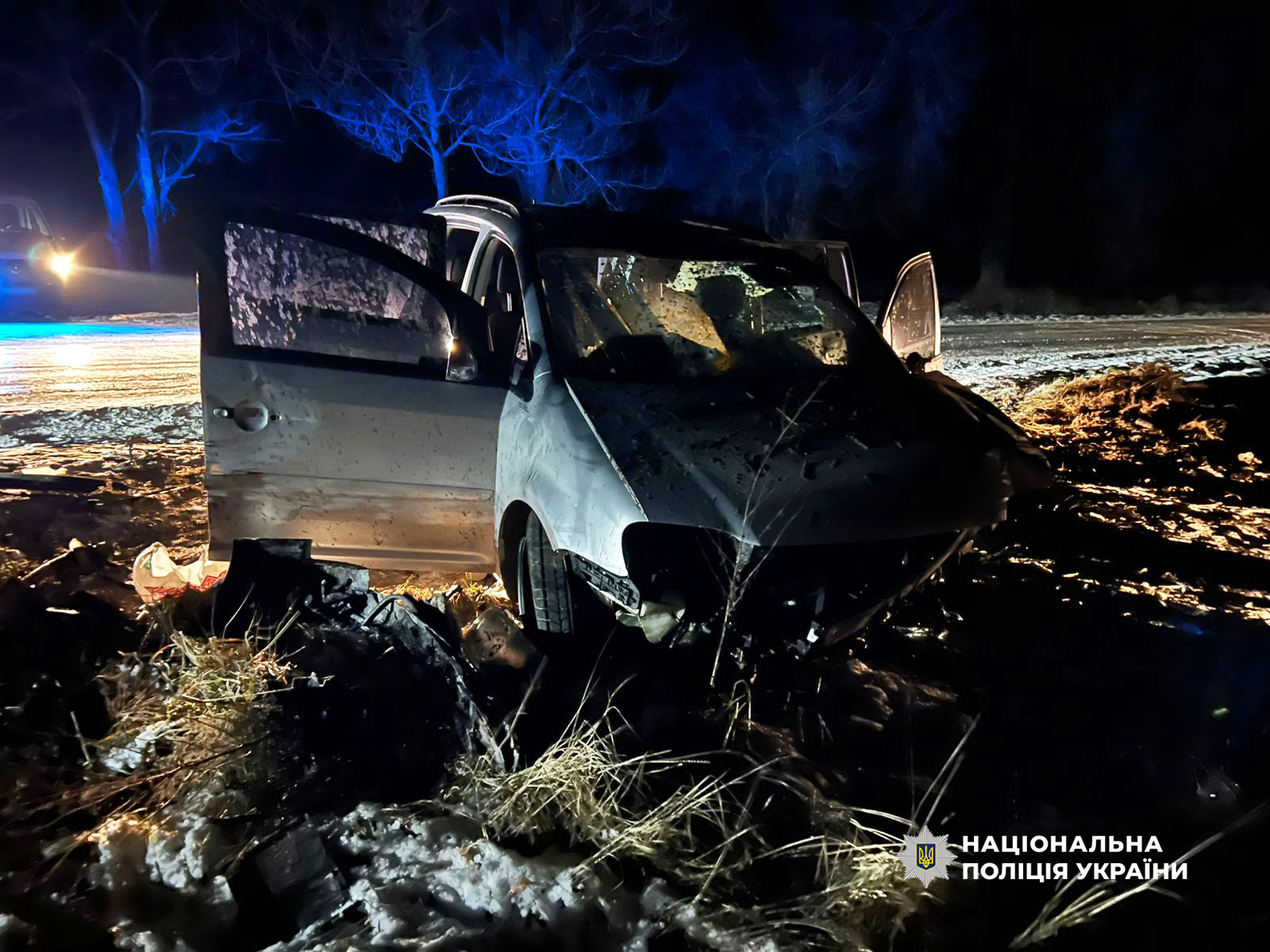 На Рівненщині автомобіль злетів у кювет: один пасажир загинув, двоє постраждалих