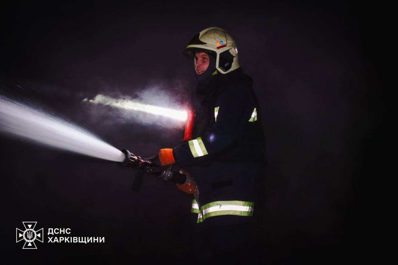 В Харькове спасатели ликвидировали пожар, нанесенный ударами БпЛА