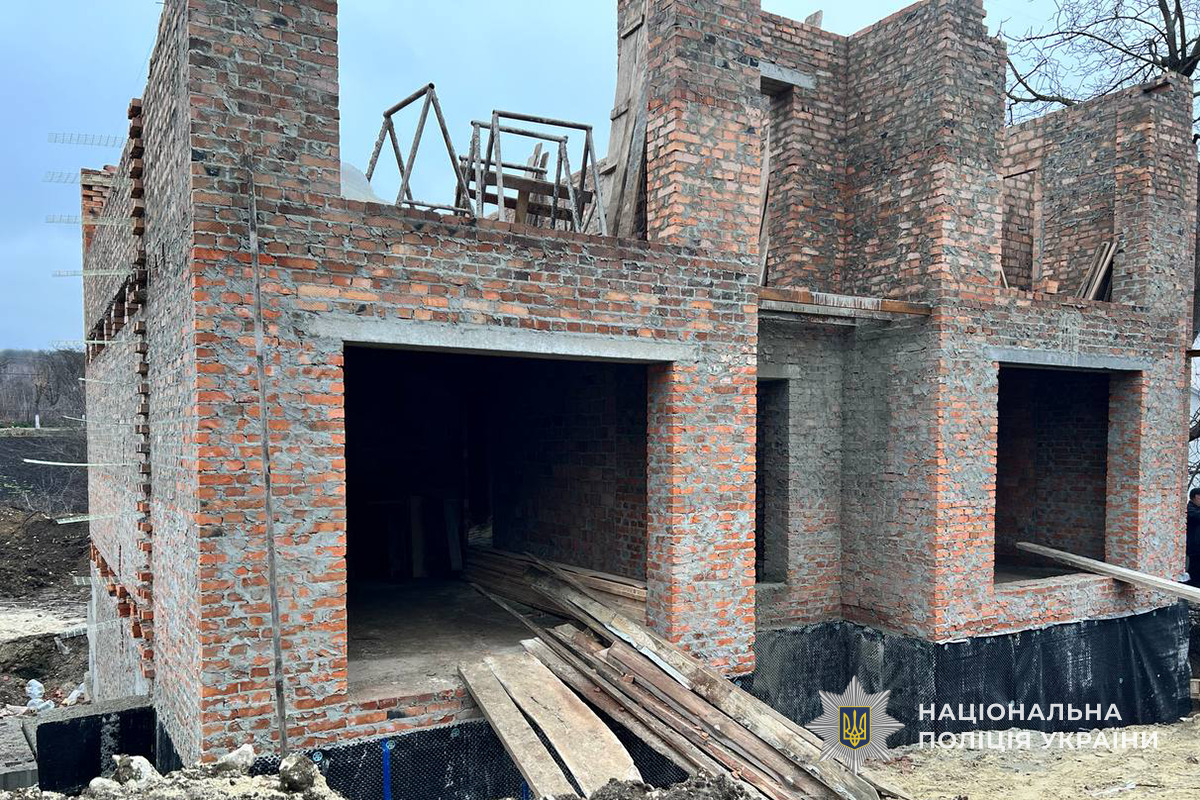 У Тернополі на будівництві загинув працівник, впавши з висоти