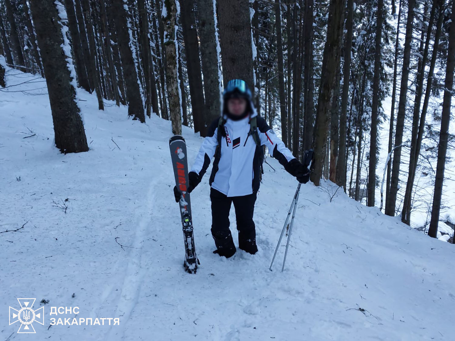 На Закарпатье разыскали киевлянина, заблудившегося во время катания на лыжах на Драгобрате