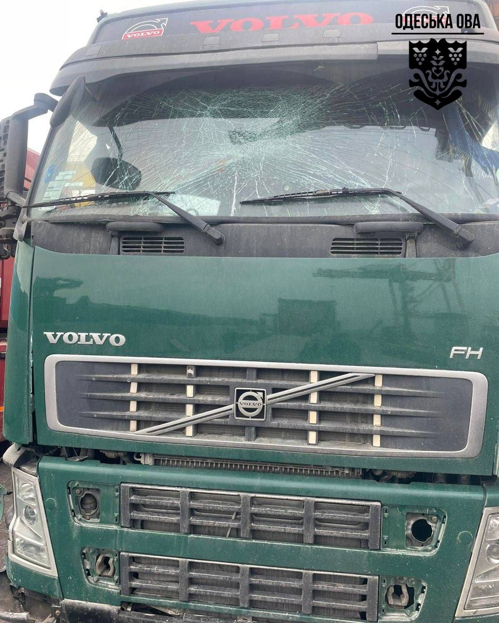 Россияне ударили по двум портам Одесщины