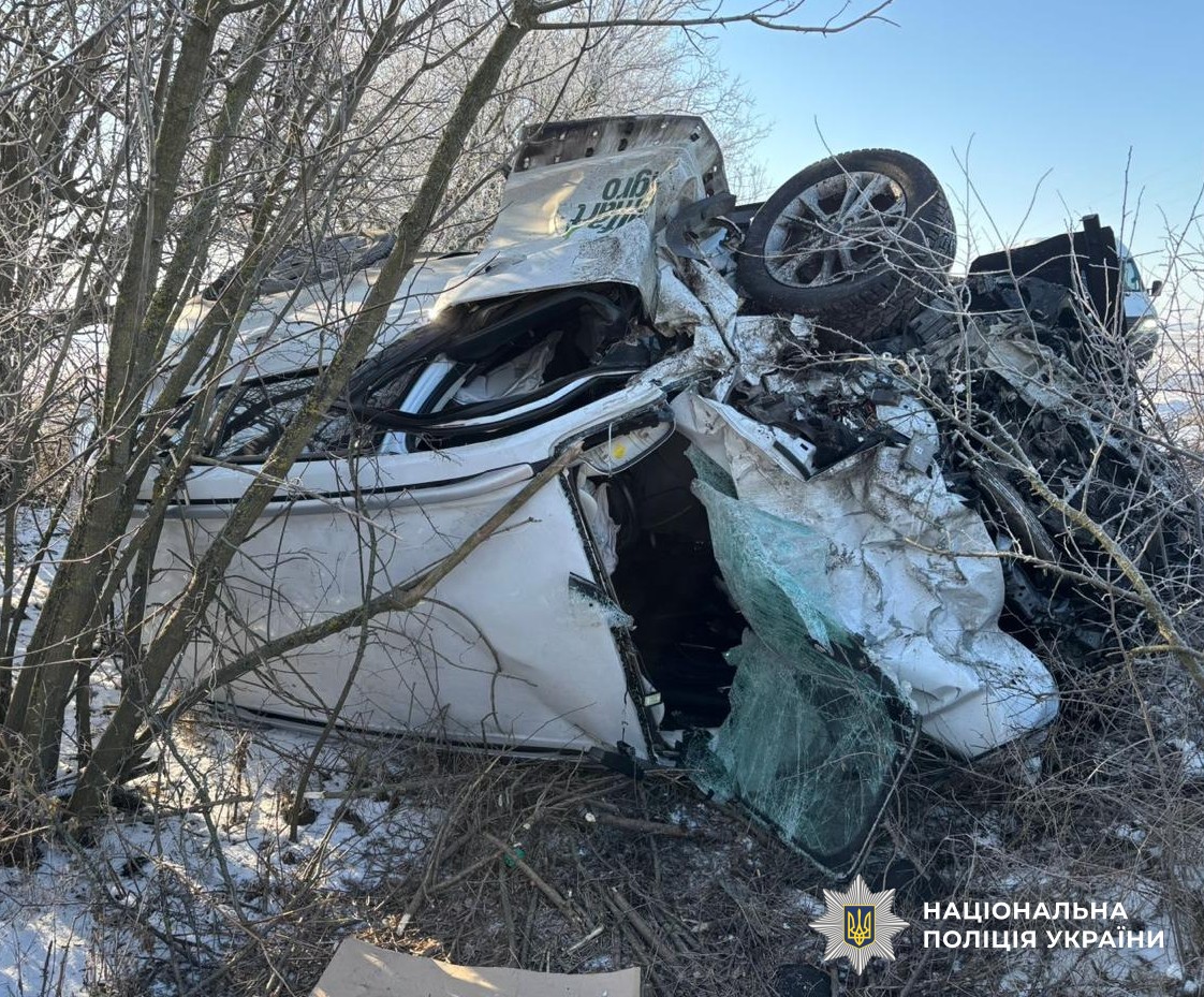 В Кировоградской области столкнулись два автомобиля: травмировались водители