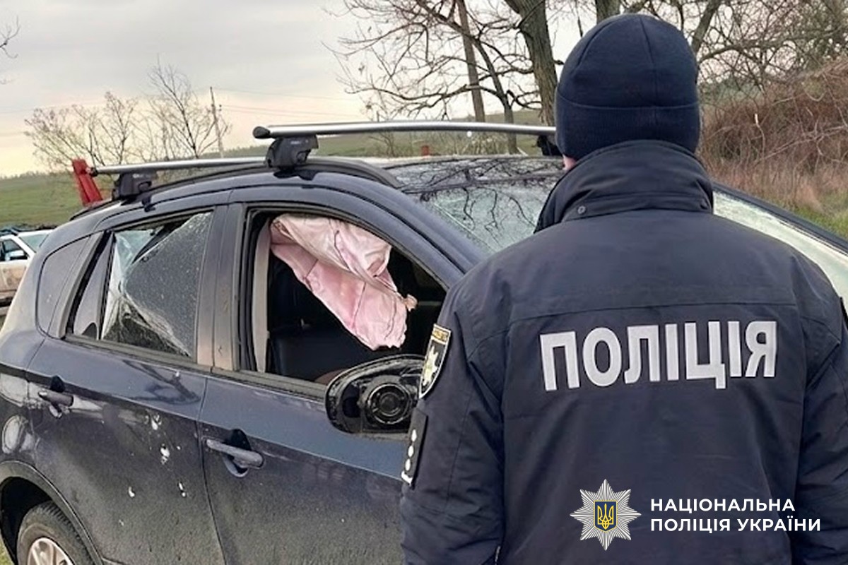 На Миколаївщині російський дрон влучив у цивільне авто