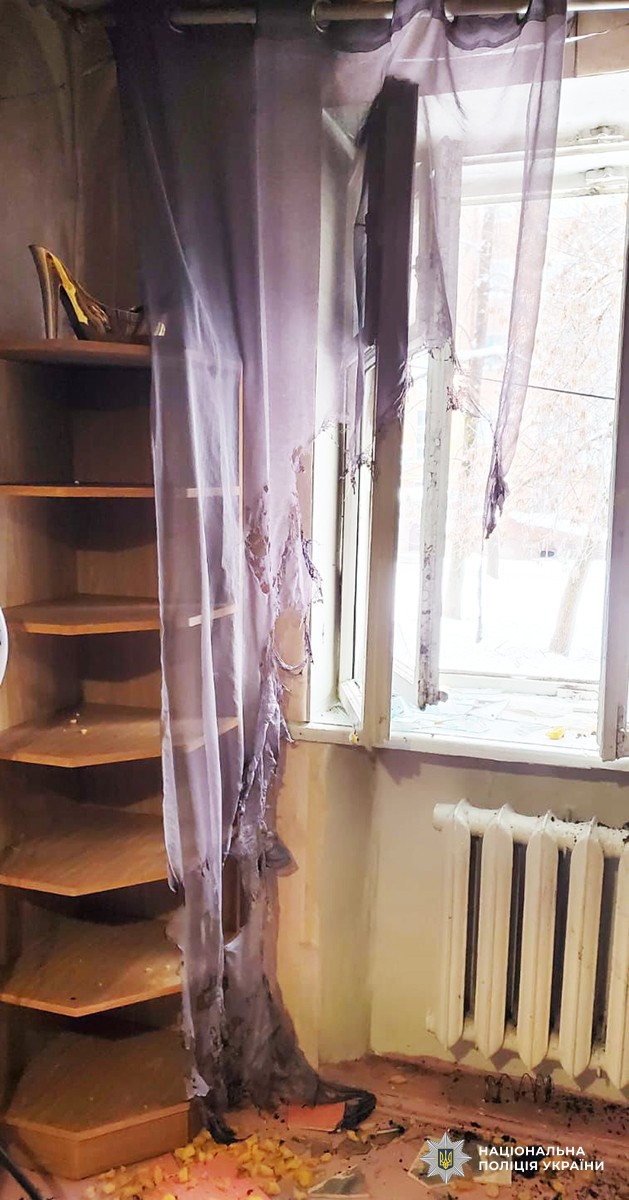 В Житомирской области мужчина пытался сжечь женщину с ребенком