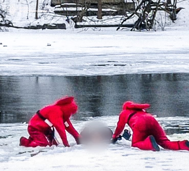 В Житомире спасатели получили тело 55-летнего мужчины из реки