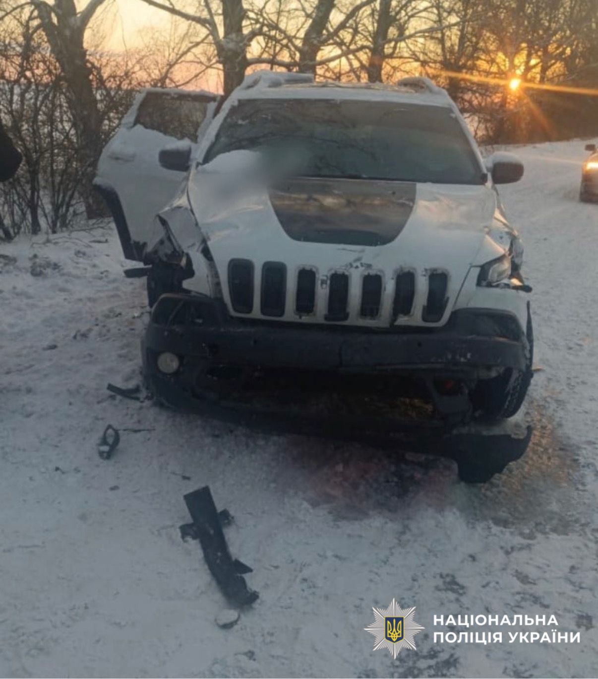 Зіткнення авто на Київщині: загинула пасажирка, водій – у лікарні