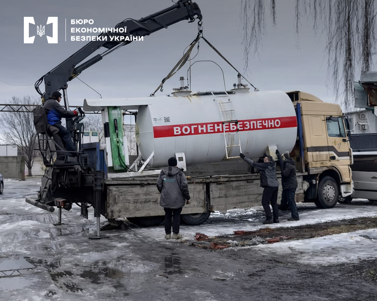 В Харьковской и Полтавской областях накрыли нелегальные АЗС